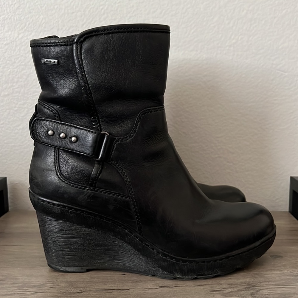 Clarks Gortex Wedge Waterproof Black Boot Riding Boots Comfortable Ankle Boot